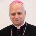 Cardeal norte-americano é eleito novo papa e adota o nome de Leão XIV